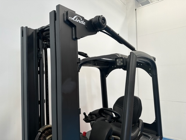 Linde E14-01 Linde E14-01